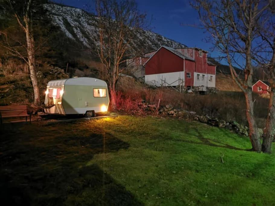 Innsletta Holiday Home Harstad Eksteriør billede
